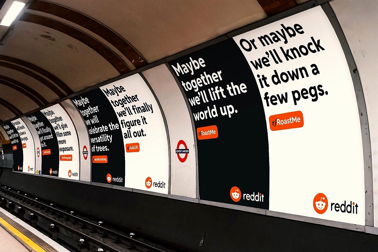subway display of reddit advertising