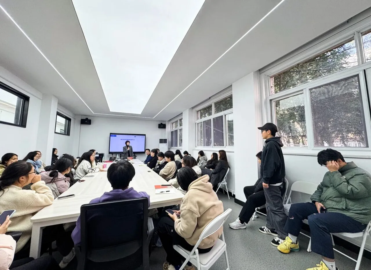 https://wdcdn.qpic.cn/MTY4ODg1NjI2MzQ0NDcxNw_627709_YuYWTQh1ufBfqE9a_1791532424?w=1280&h=933